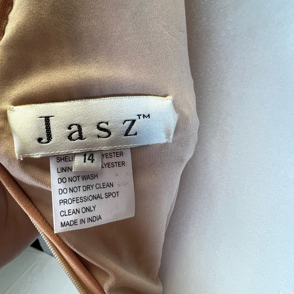 Jasz Formal Dress - Picture 11 of 11